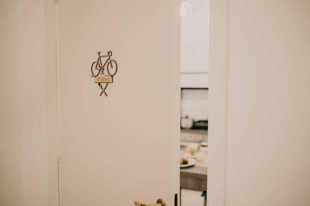 Bicycle Room Francavilla Fontana Extérieur photo